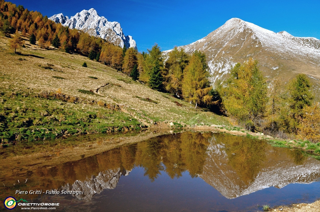 19 Il Camino e il Sossino si specchiano - foto Fulvio.jpg